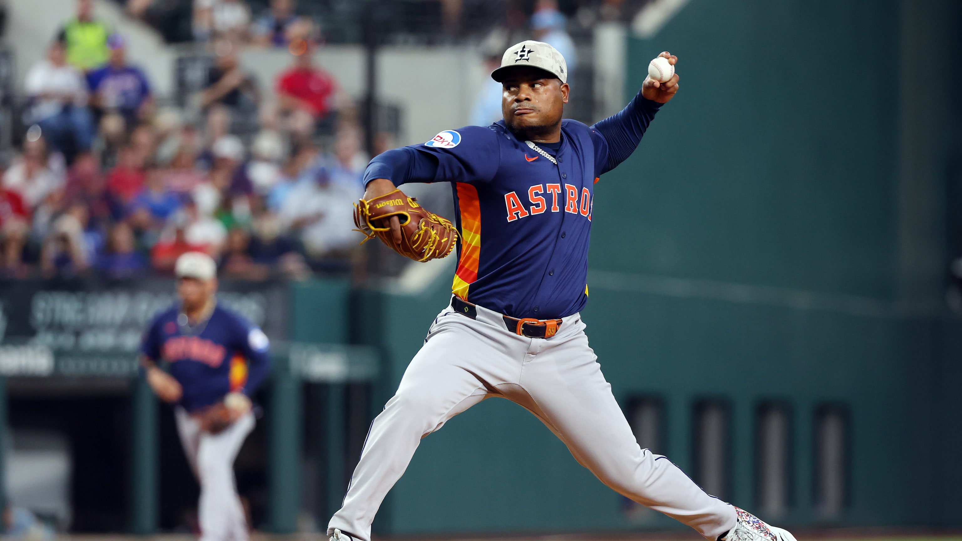 九游互动德罗巴在加拿大队比赛中大比分领先国际比赛日奥兰多魔术复出首秀，风云突变布莱顿今夜单刀错失瞬间刷屏(奥兰多魔术队)